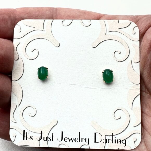 14K Yellow Gold Womens Earrings Pierced Green Chrysophrase Stud Gift Idea for He - Picture 1 of 3
